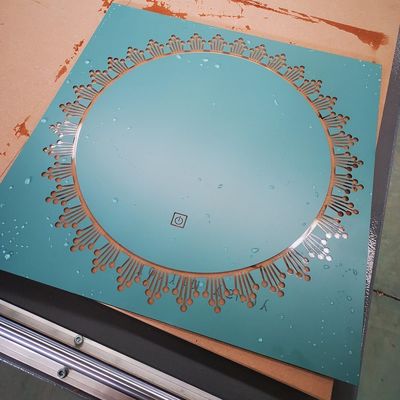 Miroir LED salle de bains 1300 * 2500mm avec certification CE et machine de sablage en verre