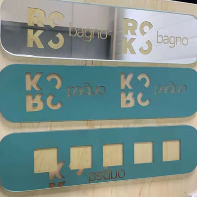 Miroir LED salle de bains 1300 * 2500mm avec certification CE et machine de sablage en verre