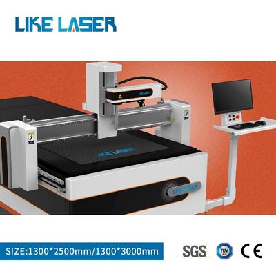 Traceur de coupe laser de verre contrôlé par PLC pour les besoins de tension 220V/110V 50-60Hz