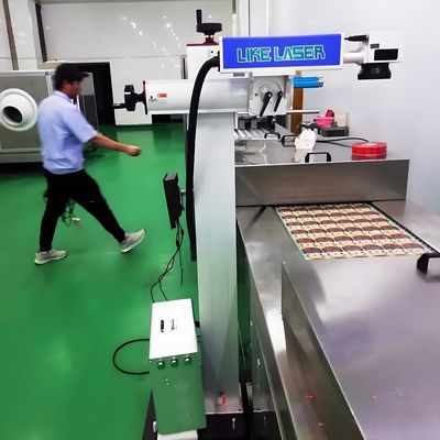 Machine de marquage laser à ondes continues de CO2 pour une production en ligne rapide d'étiquettes en plastique